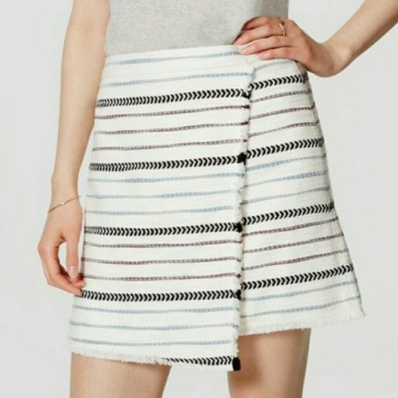 LOFT Tweed Faux Wrap Skirt Fridge Edge Blue White Business Causal SZ 8 - Picture 1 of 7